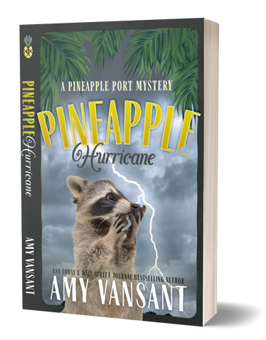 Pineapple Hurricane: A Pineapple Port Mystery: Book Eleven (Pineapple Port Mysteries 11)