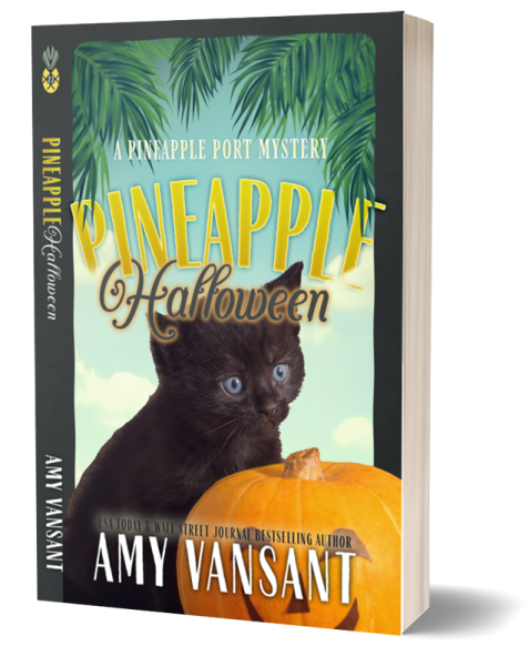 Pineapple Halloween: Book 22
